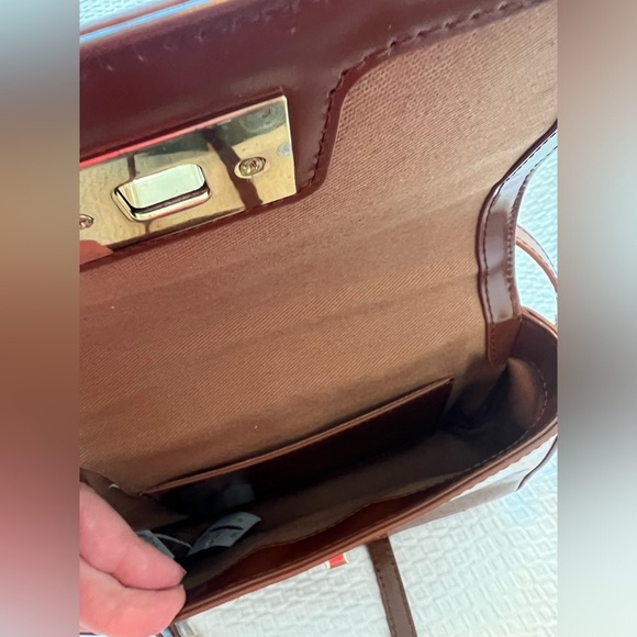 J. Crew Edie crossbody bag in Italian leather - Picture 9 of 16